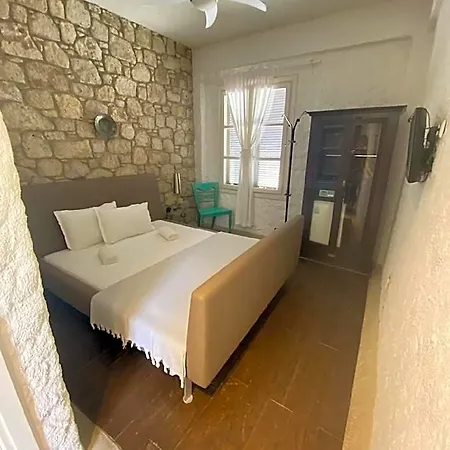 Ala Alacati Çeşme