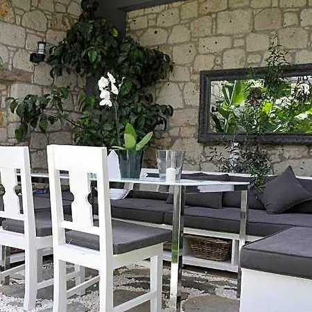 Ala Alacati Çeşme